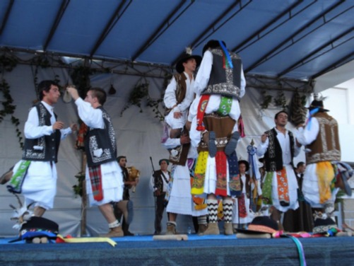 Stick dances accompanied by gaiteiros in Sendim, Terras de Miranda do Douro (Portugal) in 2009. Photograph by the author.